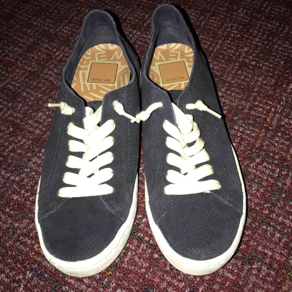 👸🏼Dolce Vita Sneakers👸🏼